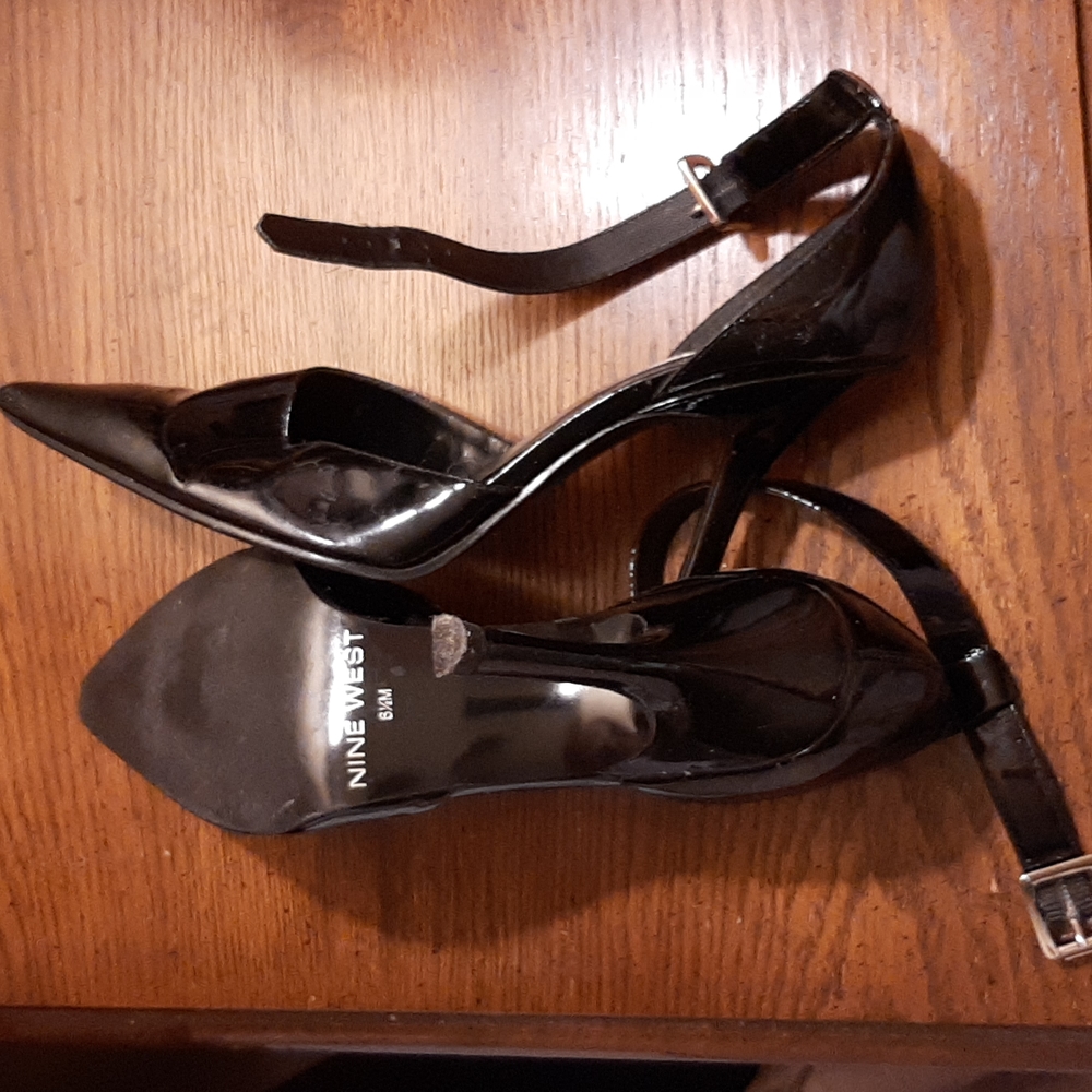 Nine West 6 1/2 Ankle Strap Pointy Toe Heels - Picture 3 of 14